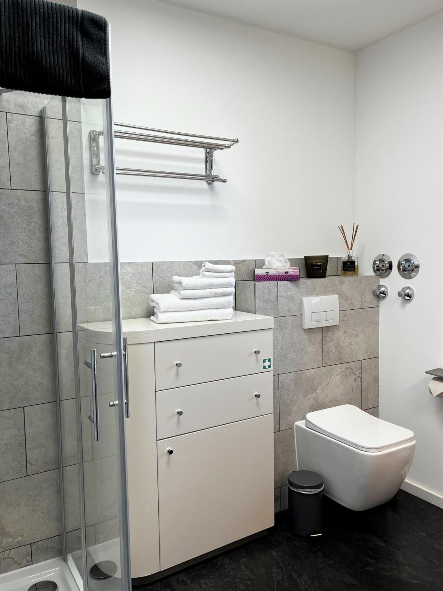 Apartment Wohlfuehlplatzl - Urgemuetlich & Ruhig Vogtareuth Zewnętrze zdjęcie
