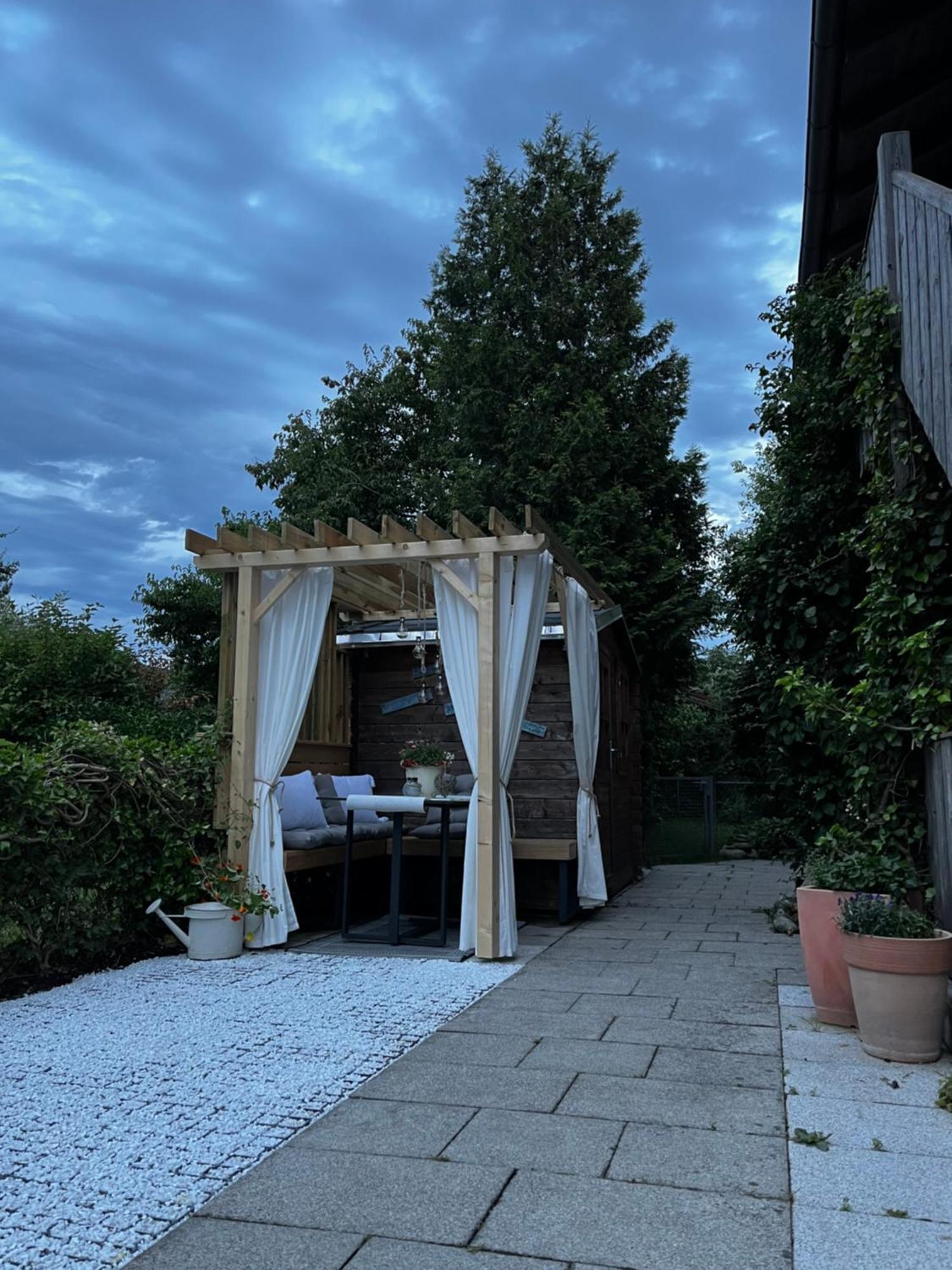Apartment Wohlfuehlplatzl - Urgemuetlich & Ruhig Vogtareuth Zewnętrze zdjęcie